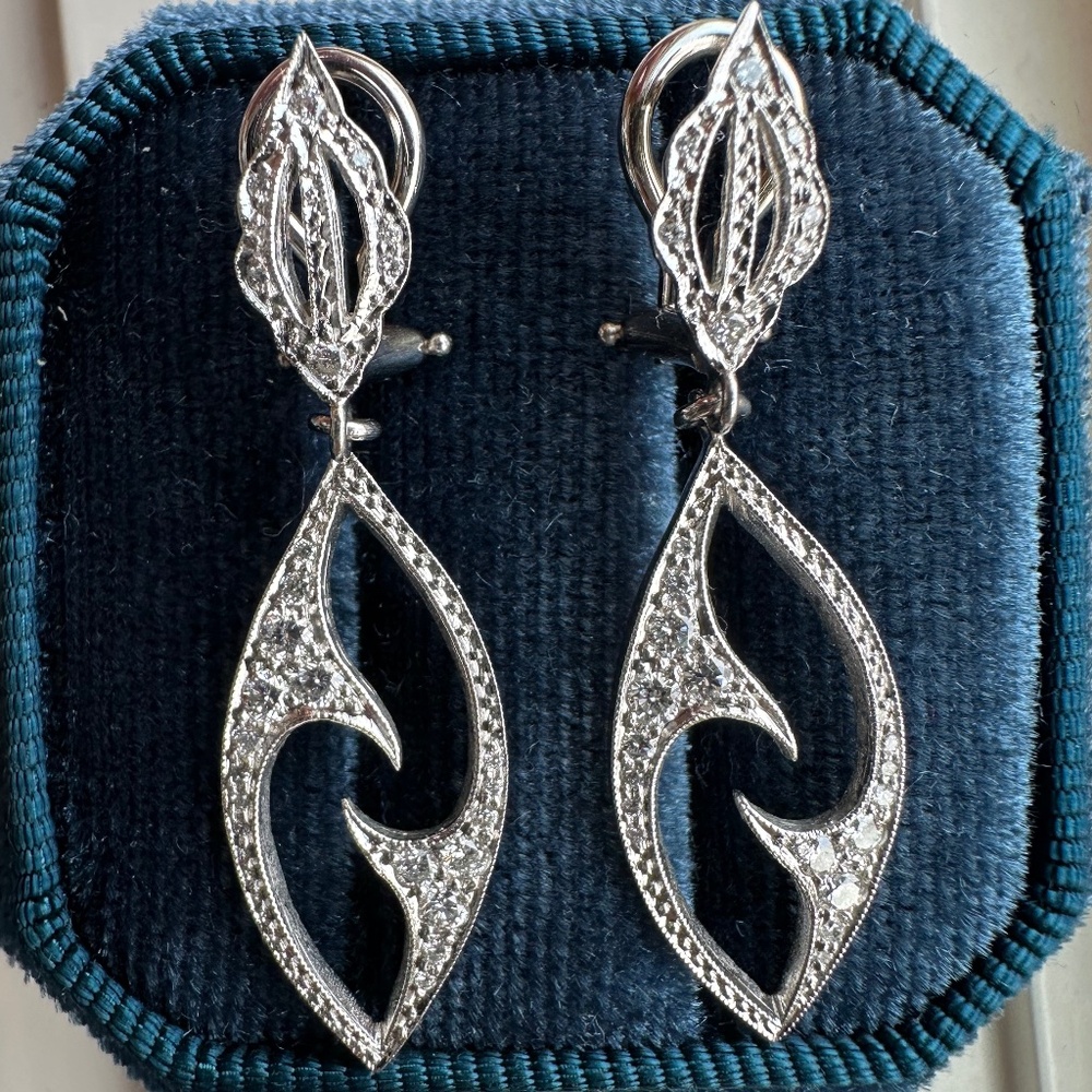 Designer CATHY WATERMAN Platinum & approx 48 Diamonds Dangle Drop Earrings 1.5"